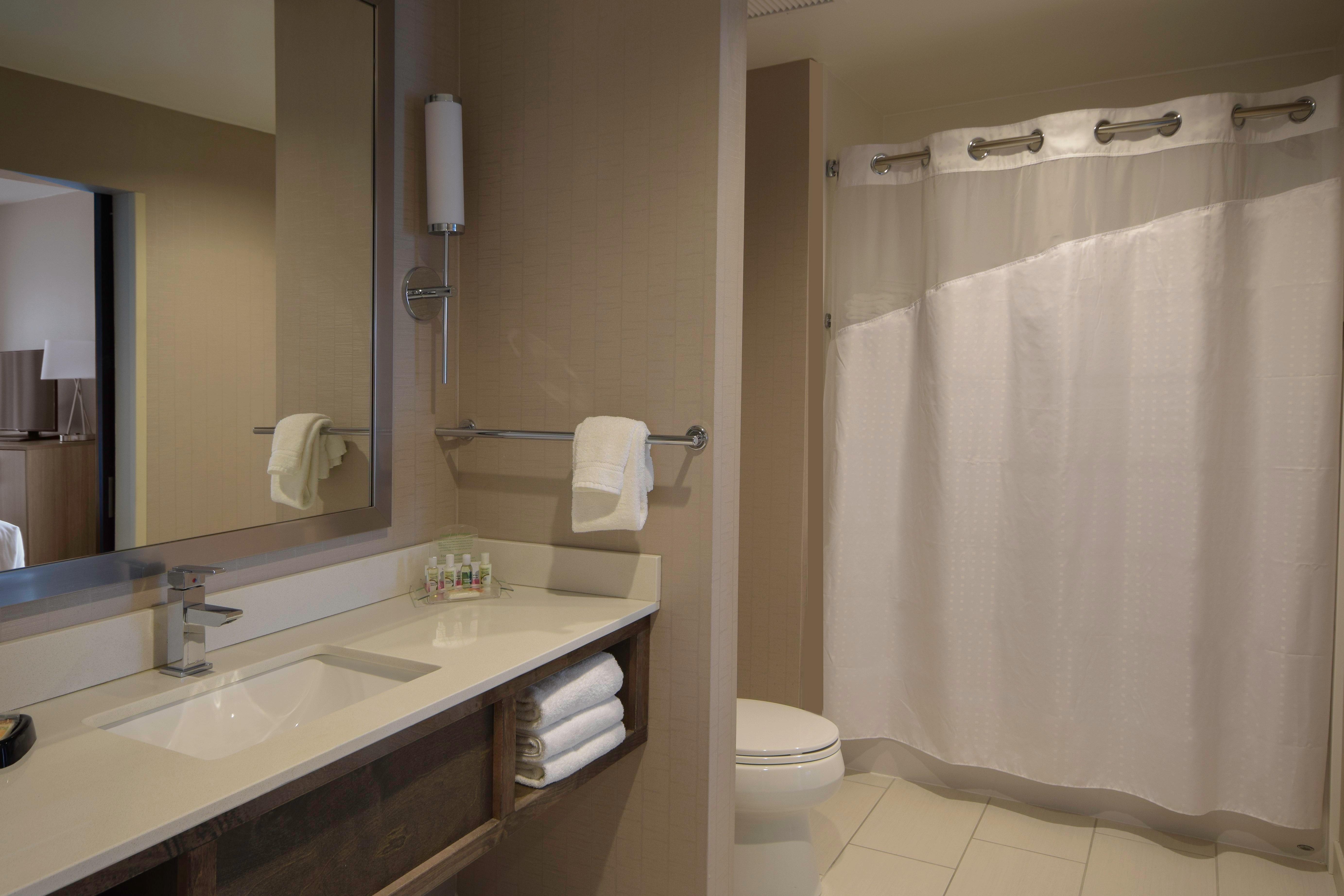 Holiday Inn Cincinnati North West Chester By Ihg Exterior foto